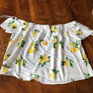 NEVER WORN Stitch Fix off the shoulder lemon top